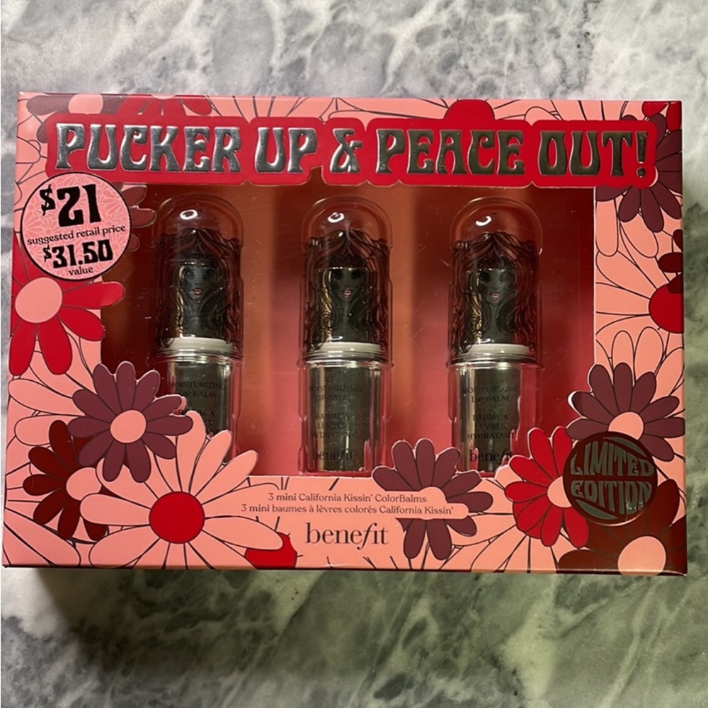 New Benefit Pucker Up Peace Out Moisturizing Lip Balm Tinted Set